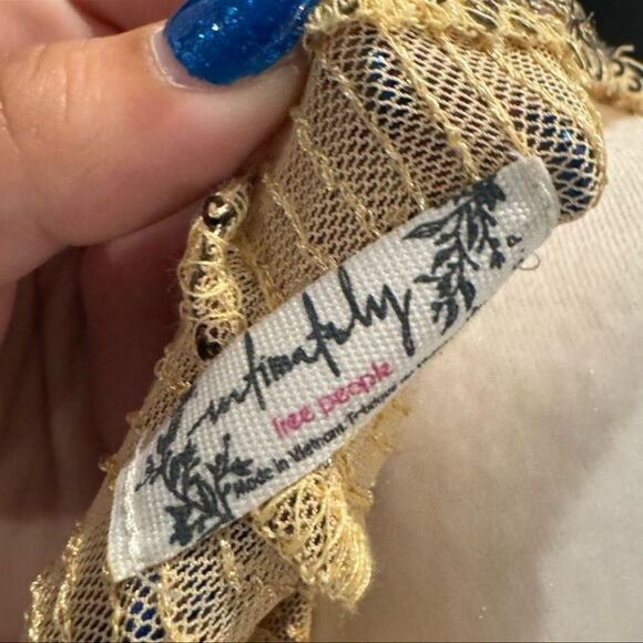 Intimately Free People Gold Sequin Long Sleeve Top - Size S - Picture 5 of 6